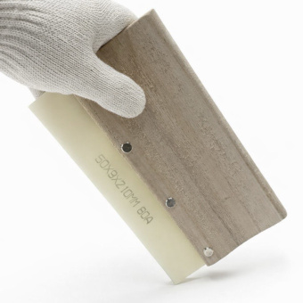 Ракель дерев'яний із поліуретаном. Екологічна рукоятка для роботи з протиударними плівками. Ціна, опис, характеристики фото 4 Ракель дерев'яний із поліуретаном. Екологічна рукоятка для роботи з протиударними плівками. Ціна, опис, характеристики фото 4