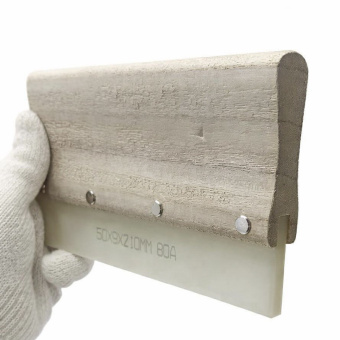 Ракель дерев'яний із поліуретаном. Екологічна рукоятка для роботи з протиударними плівками. Ціна, опис, характеристики фото 5 Ракель дерев'яний із поліуретаном. Екологічна рукоятка для роботи з протиударними плівками. Ціна, опис, характеристики фото 5